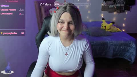 Snapshot of guinivere_blake chatting on 01.29.25 Hello Im Julieta Im 25 years old welcome to my room have fun and be happy. online show from 01.29.25