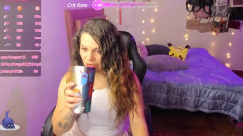 Snapshot of guinivere_blake chatting on 02.02.25 Hello Im Julieta Im 25 years old welcome to my room have fun and be happy. online show from 02.02.25