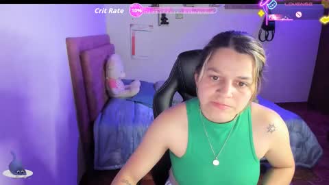 Snapshot of guinivere_blake chatting on 09.12.25 Hello Im Julieta Im 25 years old welcome to my room have fun and be happy. online show from 09.12.25