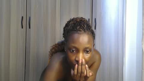 Miss Incredible online show from 04.29.26