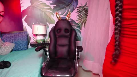 Snapshot of gurvinderr chatting on 02.06.25 Hushaima Gur online show from 02.06.25
