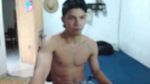 Snapshot of guts_x chatting on 12.04.24 Guts online show from 12.04.24