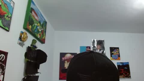 Snapshot of guts_x chatting on 02.17.25 Guts online show from 02.17.25