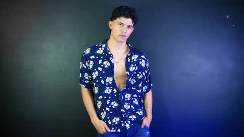 Snapshot of guts_x chatting on 11.13.25 Guts online show from 11.13.25