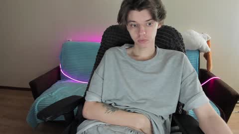 guy_liam1 online show from 01.21.25