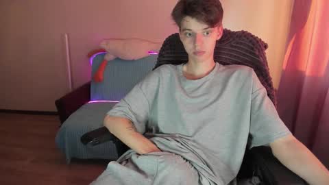 guy_liam1 online show from 10.01.25