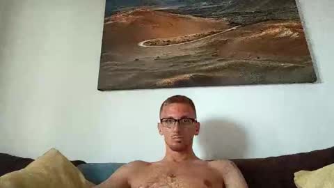 Snapshot of guynextdoor413389 chatting on 04.03.26 guynextdoor413389 online show from 04.03.26
