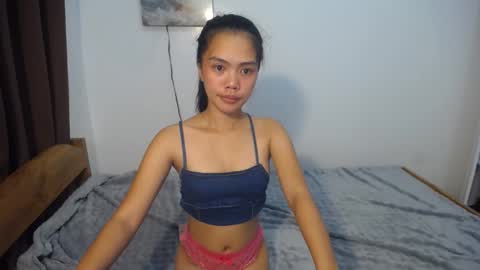 Snapshot of gwapa_selx chatting on 03.30.26 sel online show from 03.30.26
