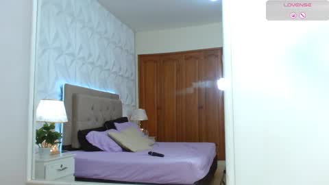 Snapshot of gwen_drew chatting on 02.07.26 Gwen Drew online show from 02.07.26