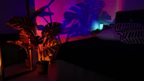 gwenhilton online show from 01.24.25