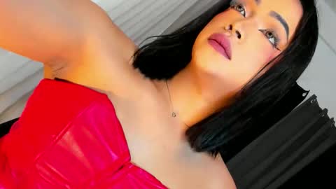 Call me Miss Gwen online show from 10.21.25