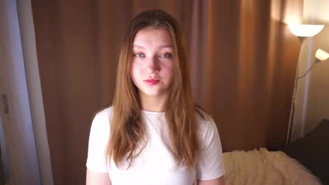 Molly online show from 04.08.26