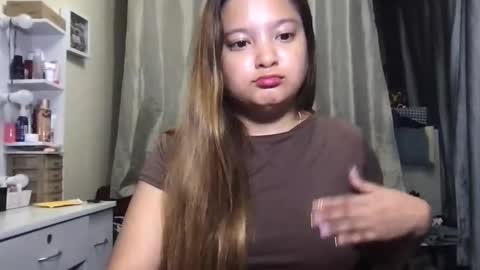 Im Gwyneth From Philippines pinkheart69 online show from 03.20.26