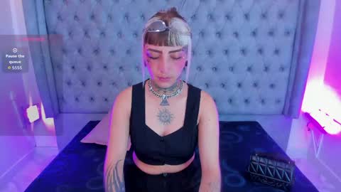 Snapshot of gyal_smith chatting on 05.12.26 Gyal Smith online show from 05.12.26