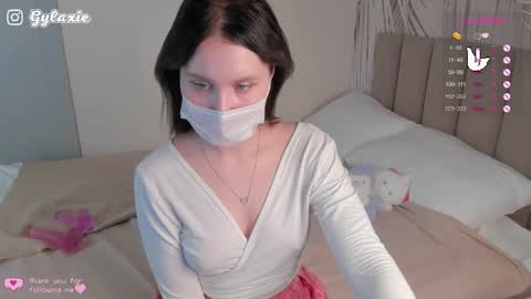   online show from 10.07.25