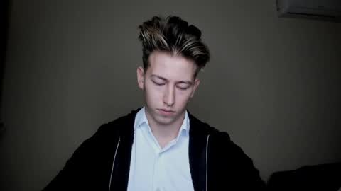 Oliver online show from 12.28.24