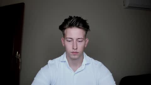 Oliver online show from 01.08.25