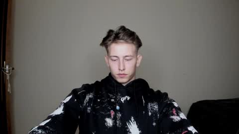 Oliver online show from 01.08.25