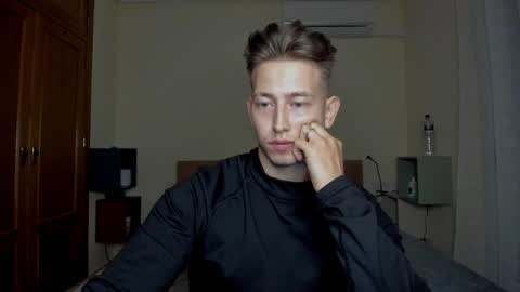 Oliver online show from 02.28.25