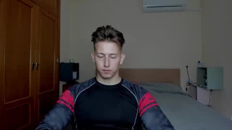 Oliver online show from 03.06.25