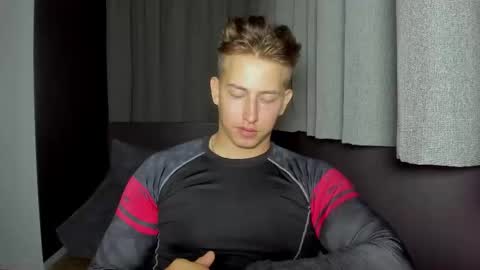 Oliver online show from 09.08.25