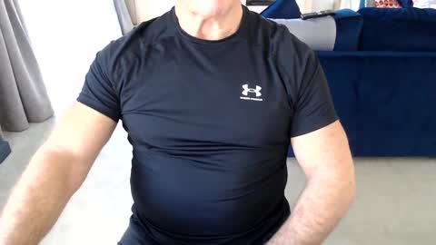 Snapshot of gymguyuk28 chatting on 02.25.25 Gymguy online show from 02.25.25