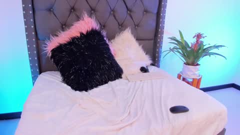 Snapshot of gypsie_velvett chatting on 12.04.24 Samy Velvet dayatorres 23 Followme online show from 12.04.24