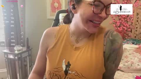 Snapshot of gypsy_rebellion chatting on 03.10.26 Gypsy online show from 03.10.26