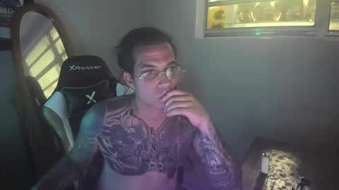 Alejandro 3 online show from 10.30.25