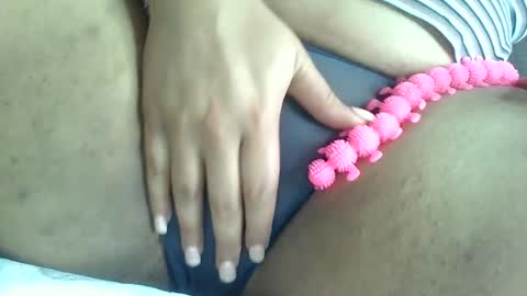 h0n3yb333 online show from 10.09.25