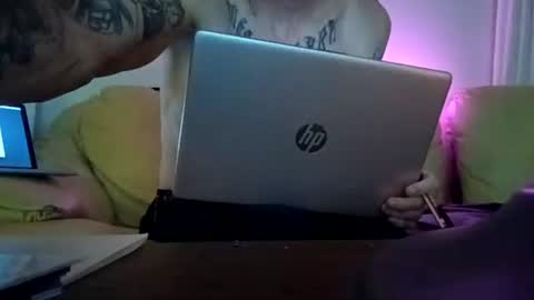 h333th3nz online show from 03.29.26