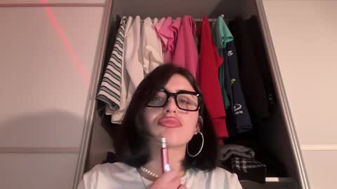 Helga online show from 04.05.26