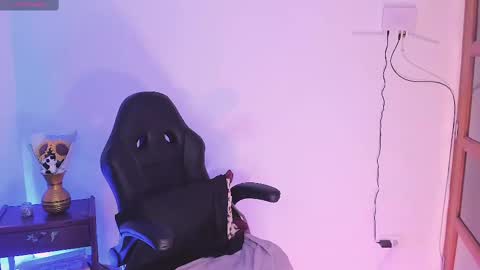 haanna_thompsoon online show from 12.10.24