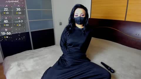 Linda online show from 01.26.25