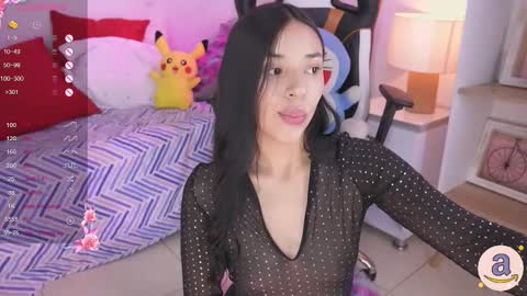 Hade online show from 02.28.25