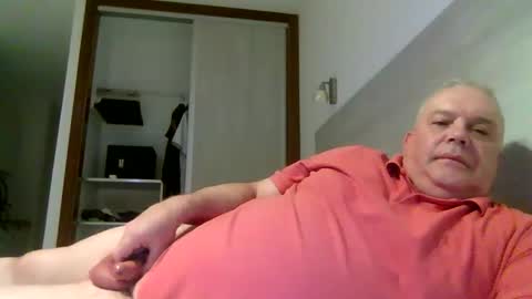 Snapshot of haggisstop chatting on 01.16.26 haggisstop online show from 01.16.26