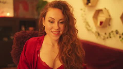 Snapshot of hahayessihaveone chatting on 12.17.24 hahayessihaveone online show from 12.17.24