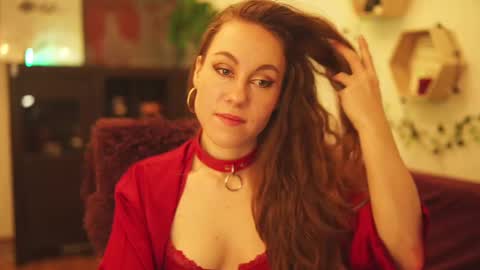 Snapshot of hahayessihaveone chatting on 12.18.24 hahayessihaveone online show from 12.18.24