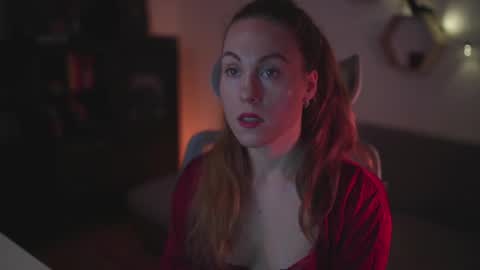 Snapshot of hahayessihaveone chatting on 09.10.25 hahayessihaveone online show from 09.10.25