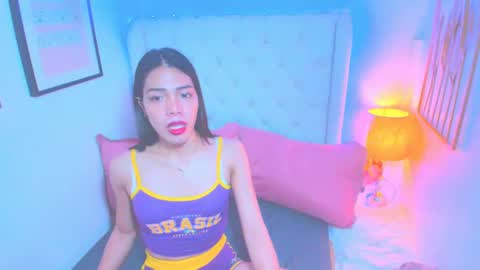 HAILEE HORNY online show from 02.05.25