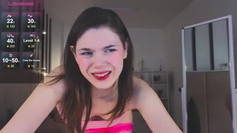 im Haley dont forget give my thumbs up online show from 11.25.25