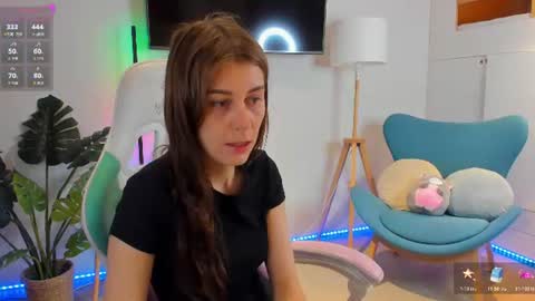 Snapshot of hailey__green chatting on 06.11.26 Hailey Green online show from 06.11.26