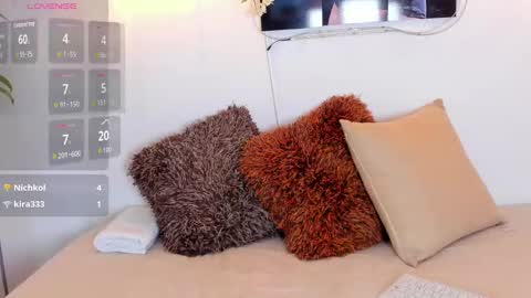 Snapshot of hailey_thompsonnn chatting on 11.08.25 Hailey Thompson online show from 11.08.25