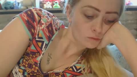 Hailey and d online show from 02.10.26