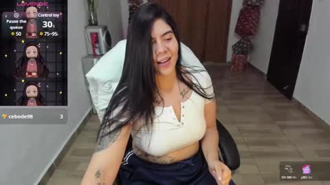 Snapshot of haileyevans chatting on 12.31.24 Greth online show from 12.31.24