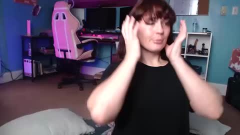 Hailey Harper online show from 10.14.25