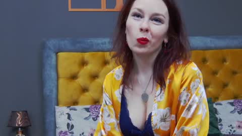 Hailey online show from 02.03.25