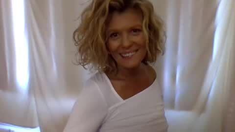 Hailey online show from 12.20.24