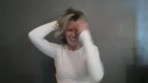 Hailey online show from 04.18.26