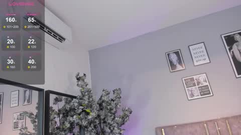 haileystonei online show from 11.22.25